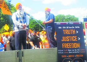  - Dal-Khalsa-head-Harcharanjit-Singh-Dhami-addresses-a-gathering-at-a-function-to-mark-30th-anniversary-of-Operation-Bluestar-in-the-UK
